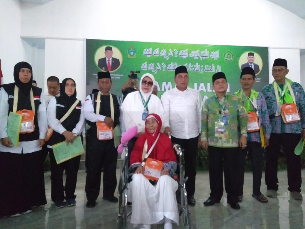 Gubernur Sumut Lepas 393 Calhaj Kloter Pertama